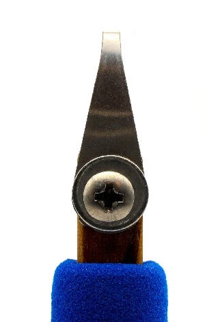 P12 Straight V Tip Carving Tool - Image 3